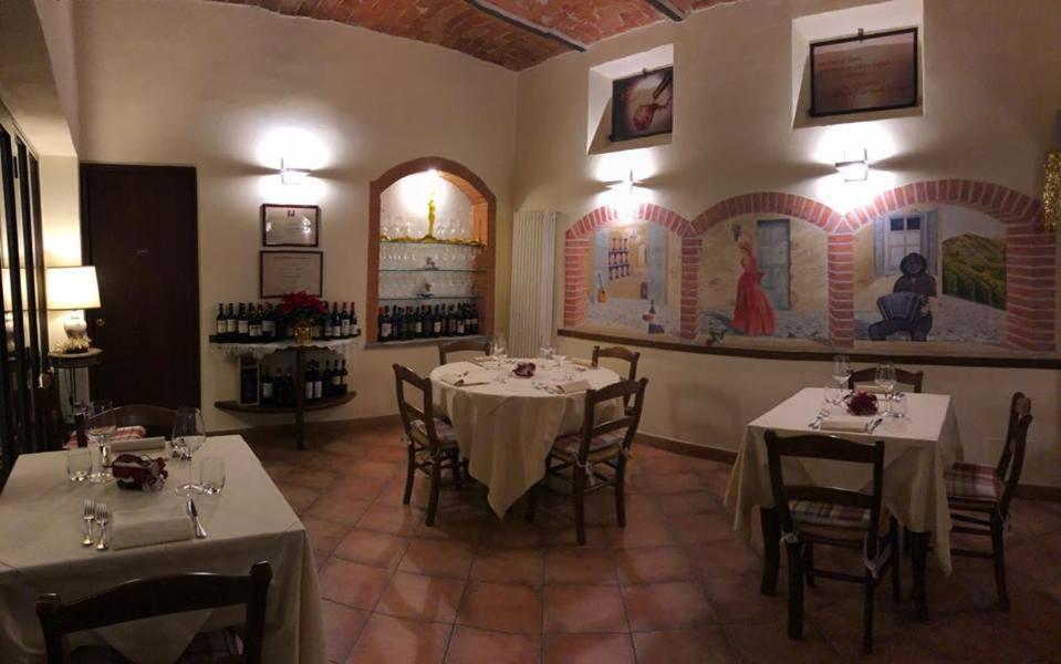 Locanda Osteria La Milonga Agliano Terme Εξωτερικό φωτογραφία